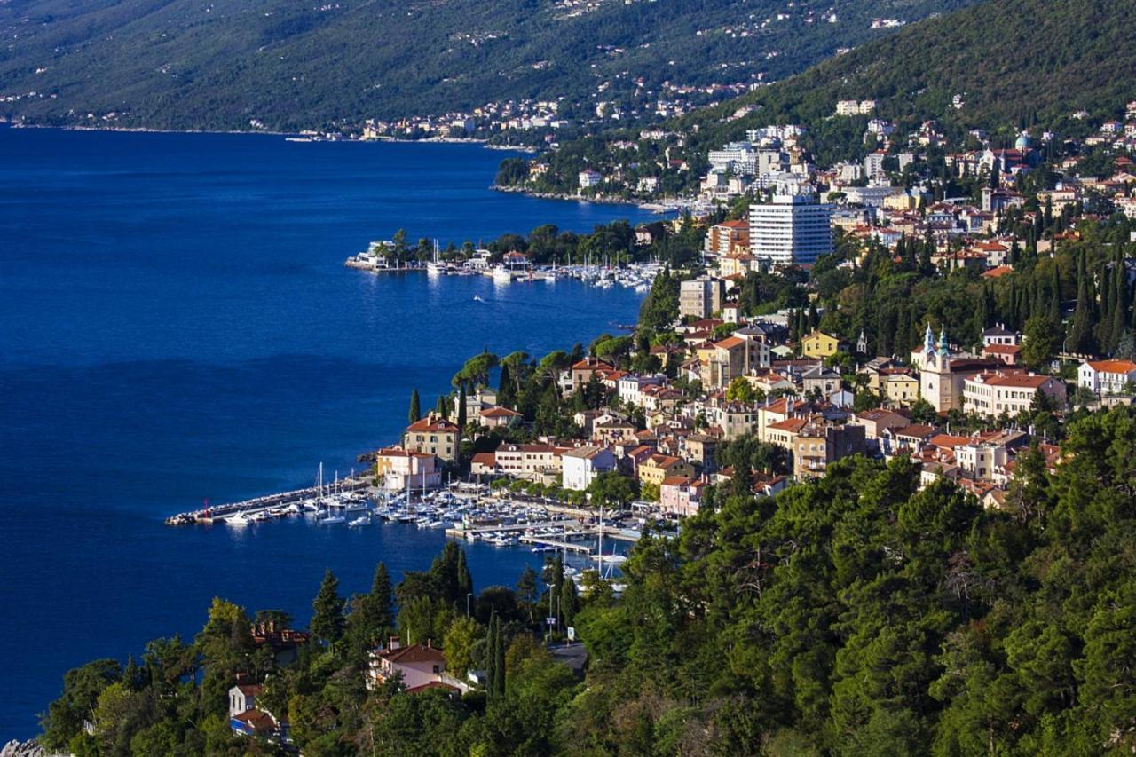 Apartment Maja Opatija With Free Private Parking And Lovely Sea View Terrace 外观 照片