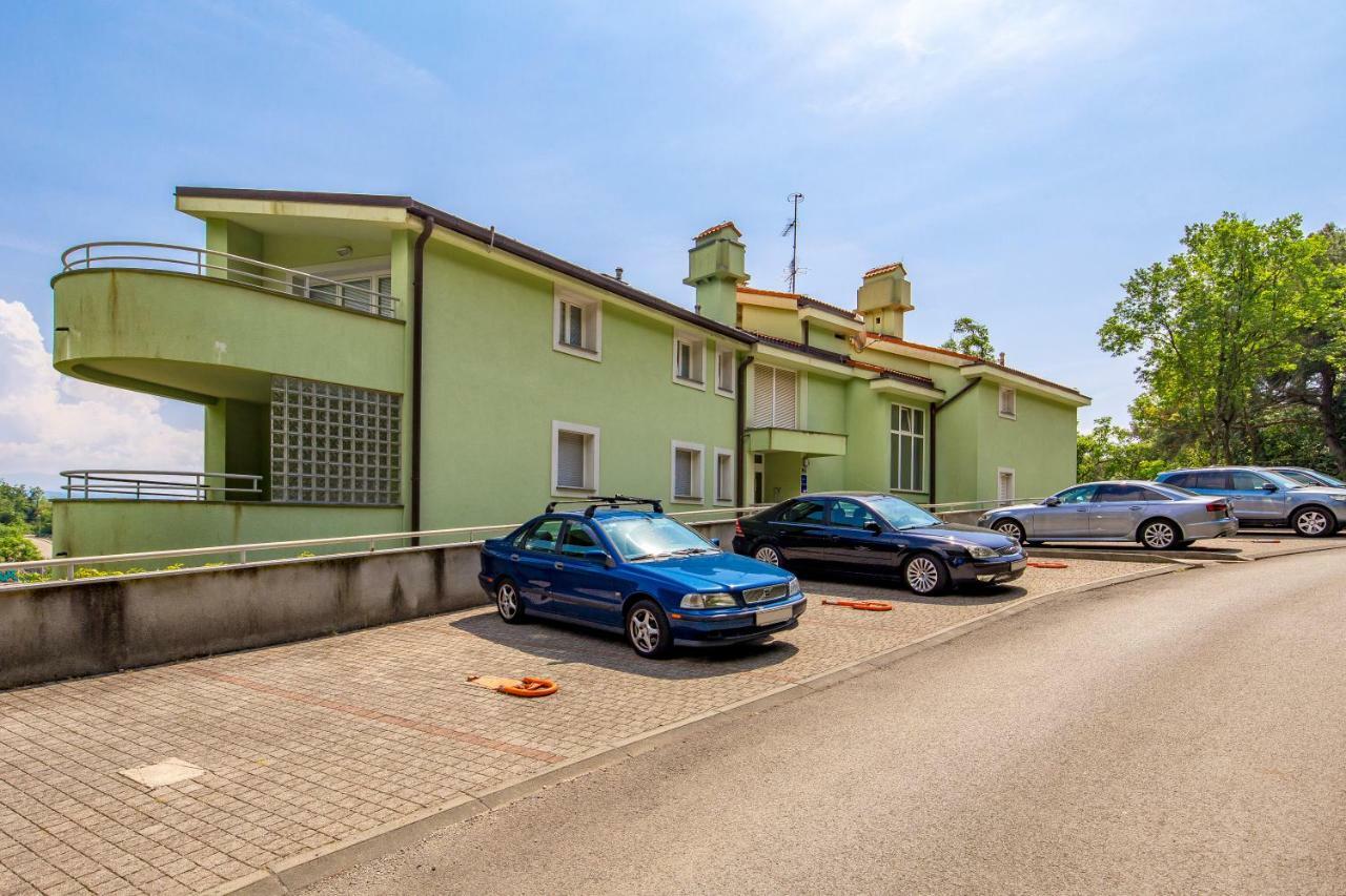 Apartment Maja Opatija With Free Private Parking And Lovely Sea View Terrace 外观 照片