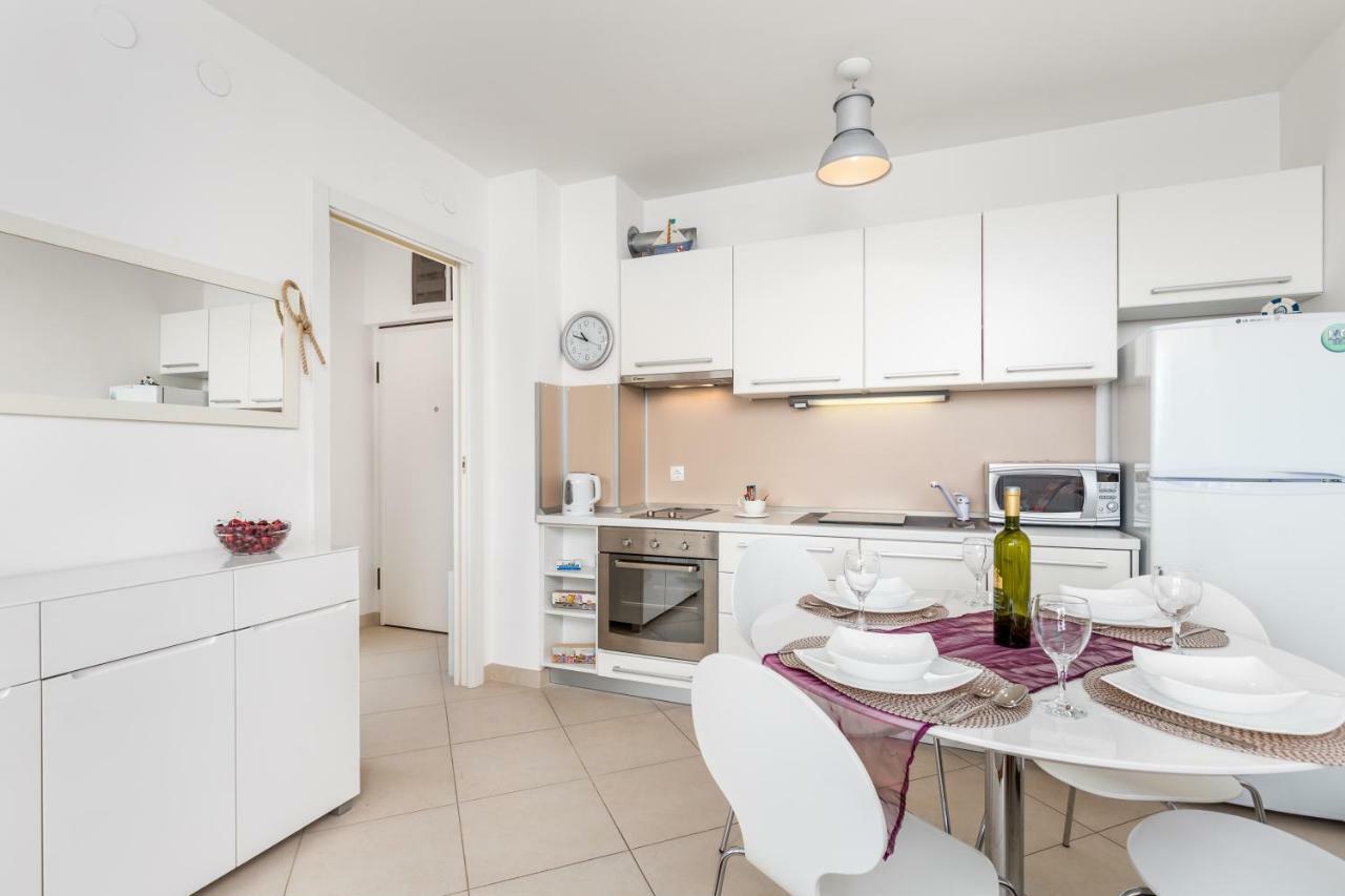 Apartment Maja Opatija With Free Private Parking And Lovely Sea View Terrace 外观 照片
